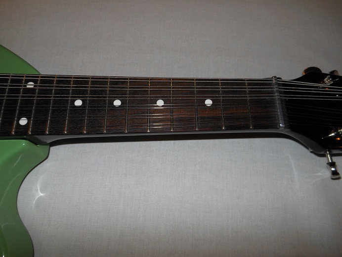 Mando Guitar Picture 5